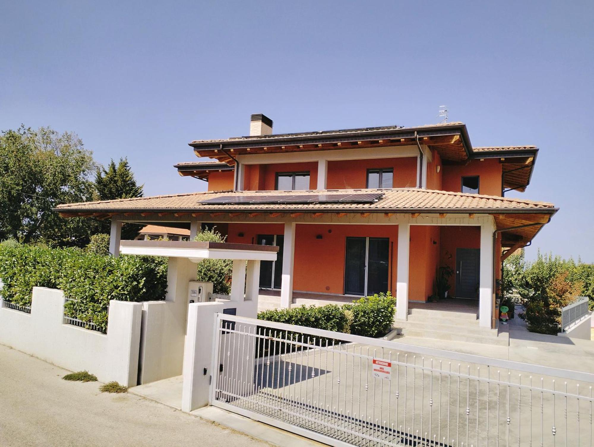 兰恰诺Casa Crognale别墅 外观 照片